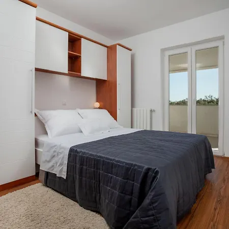 Heidi-1 By Interhome Nova Vas (Porec)