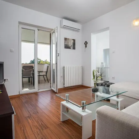 Apartman Heidi-1 By Interhome Nova Vas
